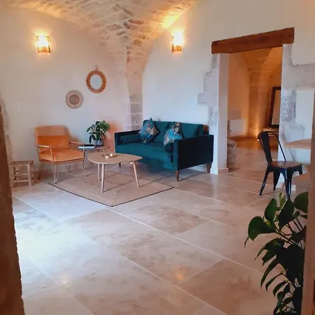Apartment Coeur De Famille Bessas
