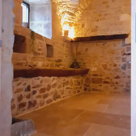 Coeur De Famille Apartment Bessas